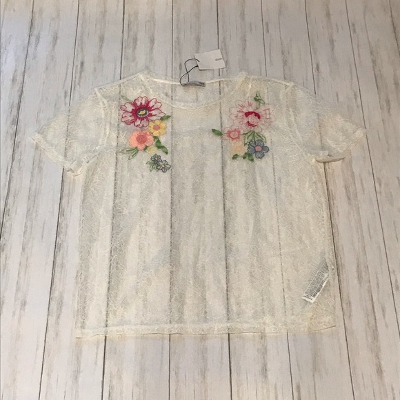 Zara Tops - 💰Zara Sheer Lace Floral Shirt in White